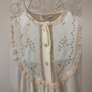 Vintage Barbizon nightgown dress longewear nylon USA full length floral top Sz S
